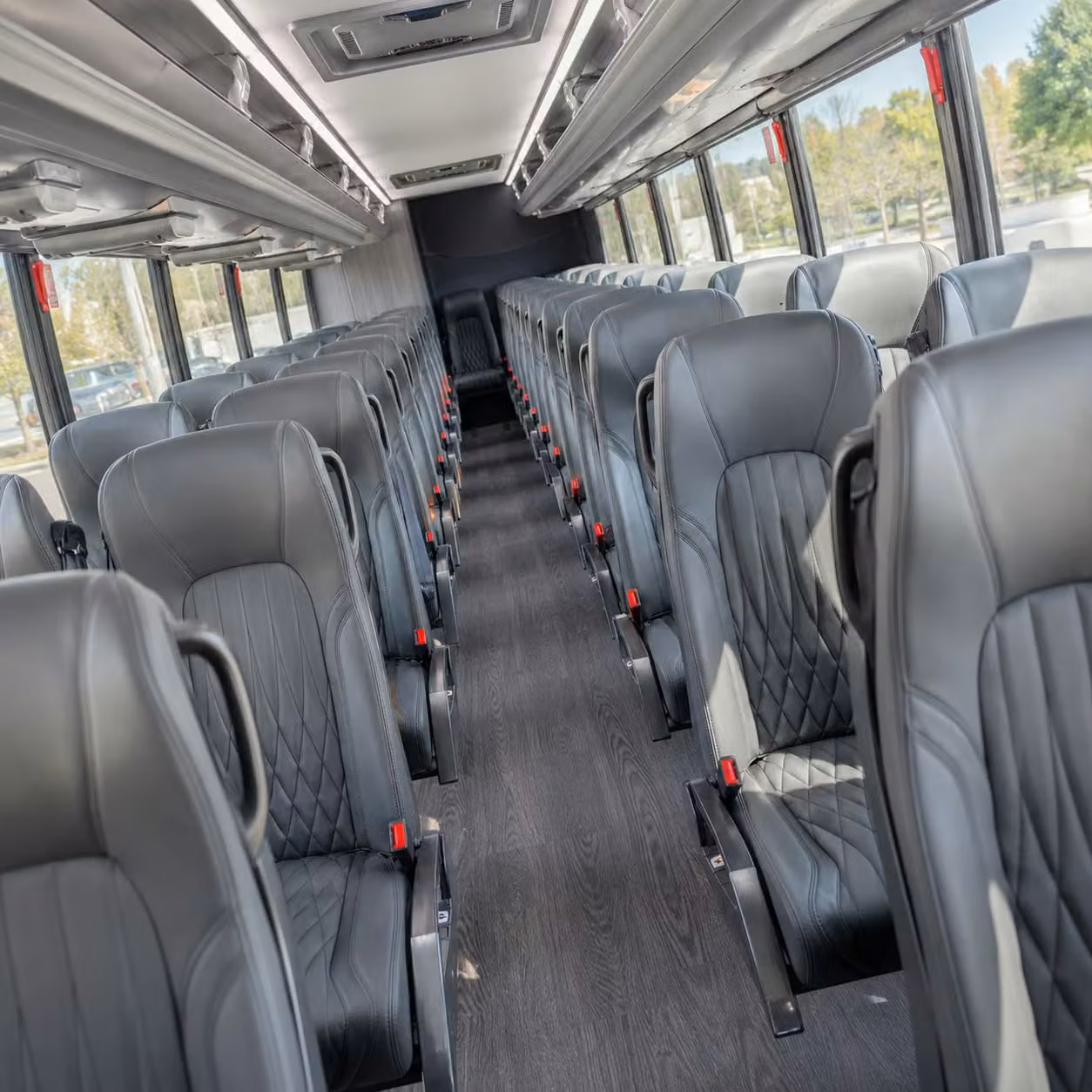 dayton 28 passenger minibus rental