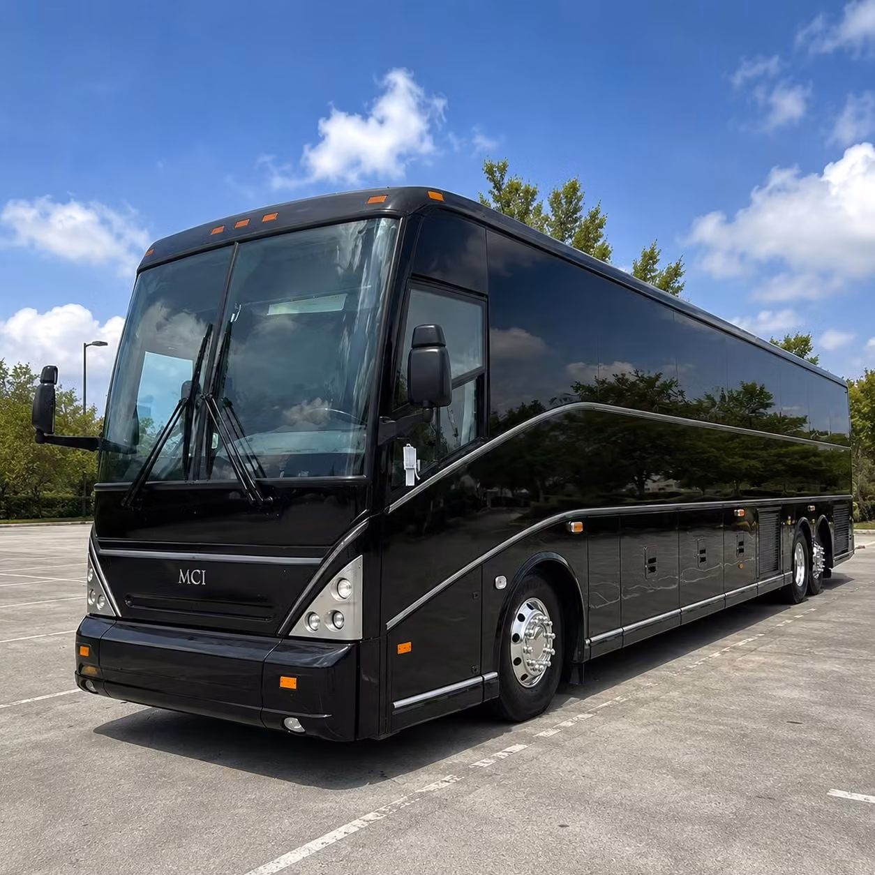 long distance charter bus trips from dayton to major midwest destinations
